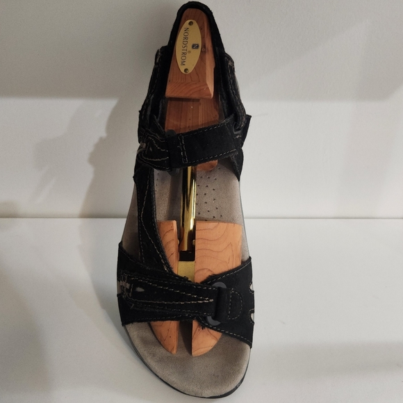 Earth Origins Shoes - Earth Origins Sophie Sandal-Right shoe ONLY